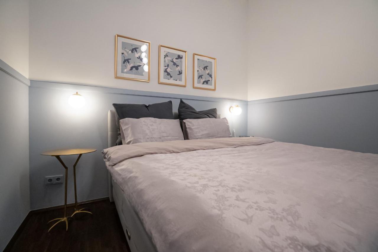 Designer Loft-Ferienwohnung Im Zentrum Mit Tiefgaragen-Parkplatz, Waschmaschine Und Privatterrasse 莱比锡 外观 照片