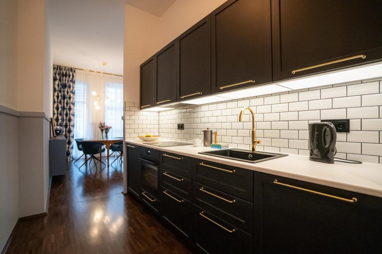 Designer Loft-Ferienwohnung Im Zentrum Mit Tiefgaragen-Parkplatz, Waschmaschine Und Privatterrasse 莱比锡 外观 照片