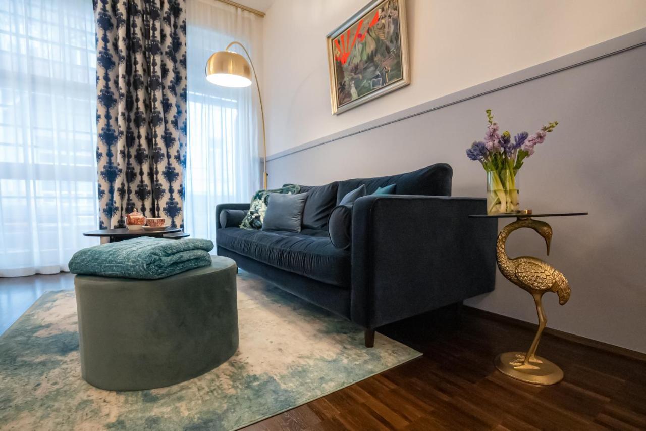 Designer Loft-Ferienwohnung Im Zentrum Mit Tiefgaragen-Parkplatz, Waschmaschine Und Privatterrasse 莱比锡 外观 照片